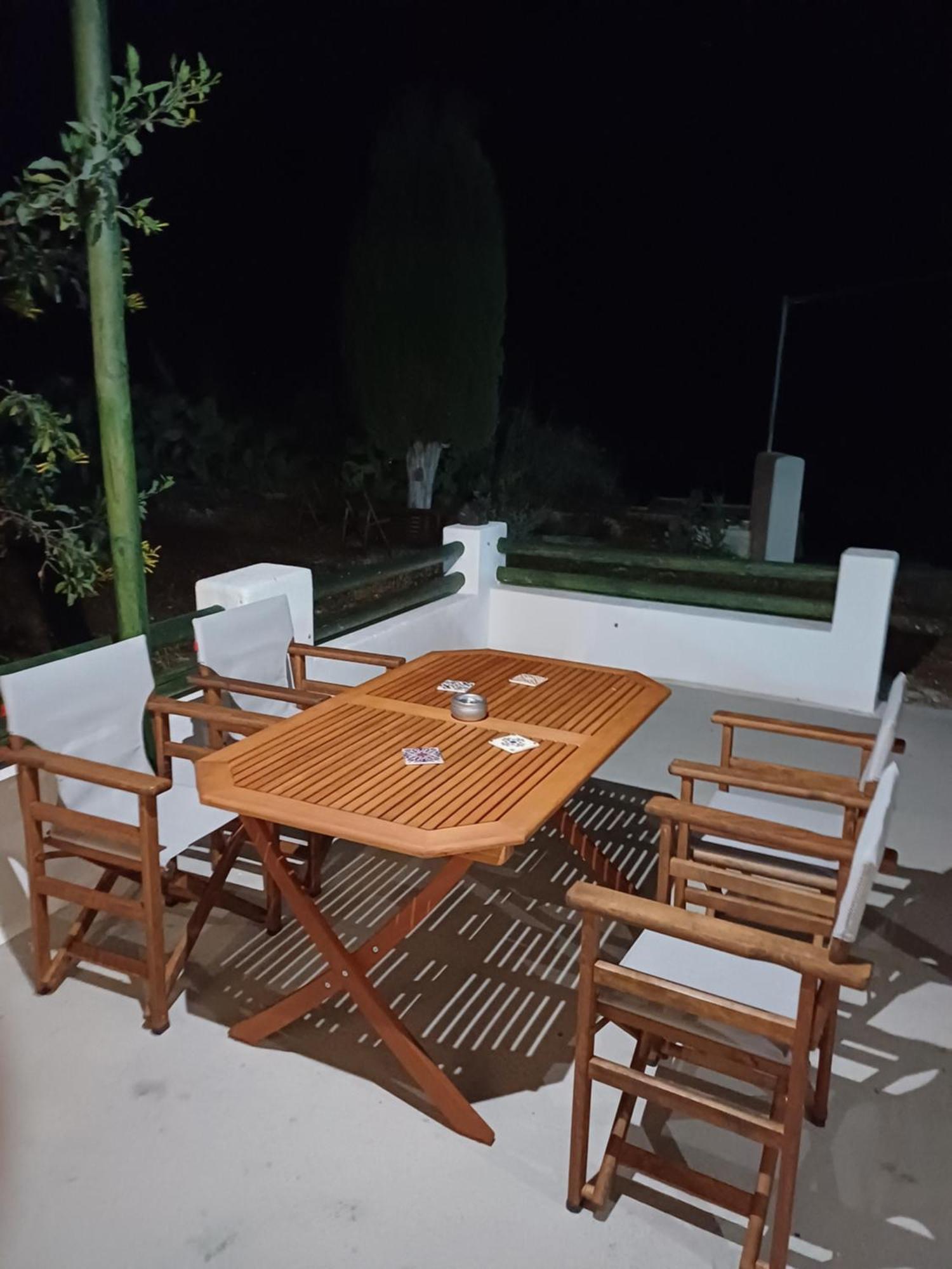 Villa 'Irene' Cycladic House With Sunrise And Sea View! Foinikiá Esterno foto
