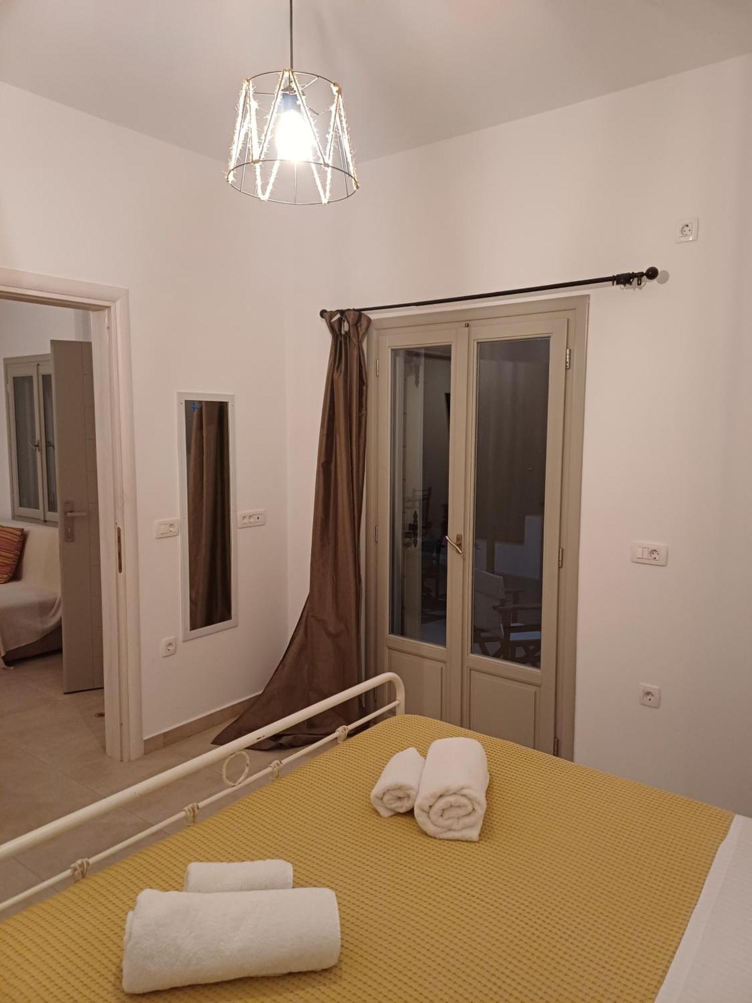 Villa 'Irene' Cycladic House With Sunrise And Sea View! Foinikiá Esterno foto