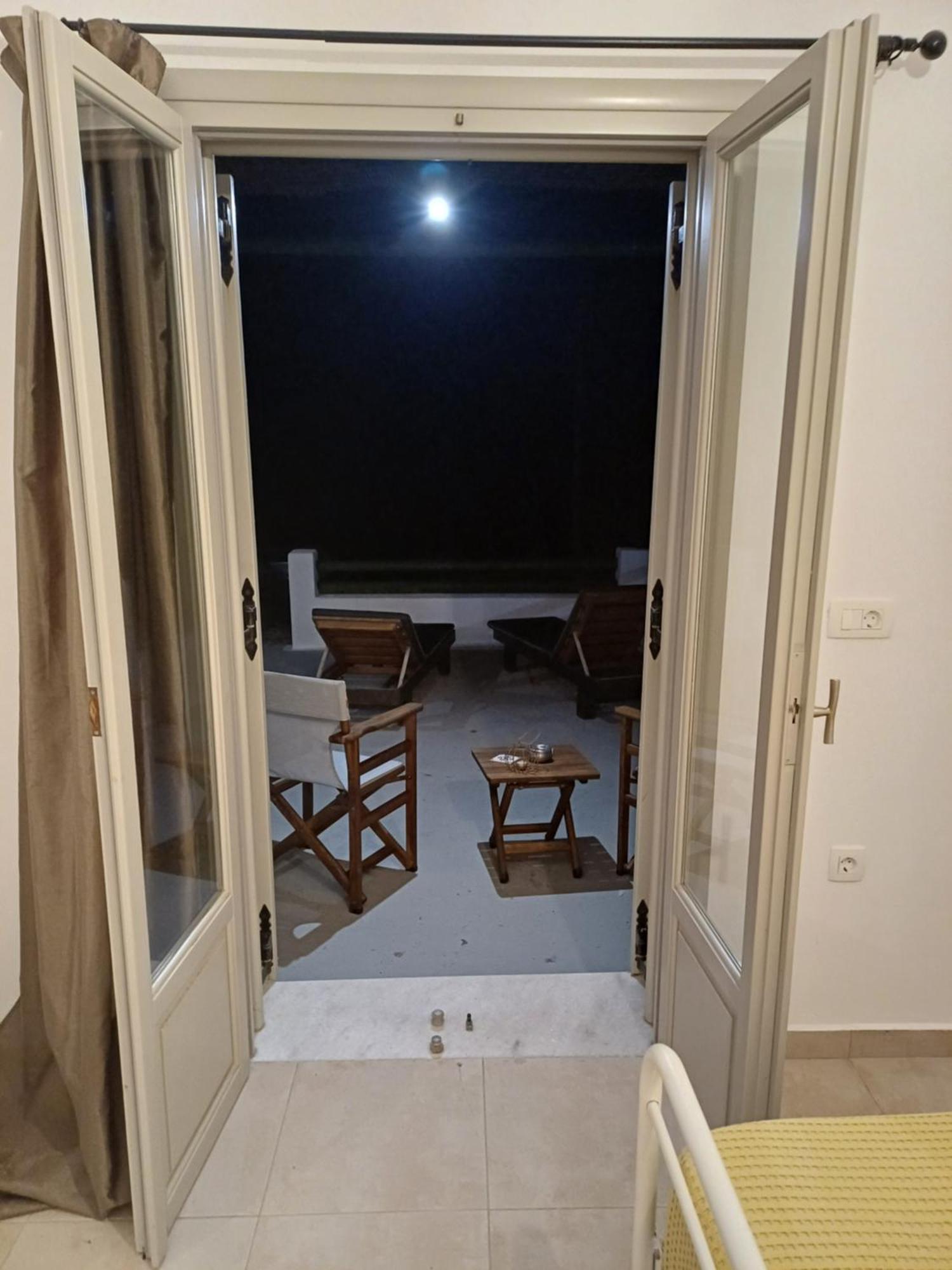 Villa 'Irene' Cycladic House With Sunrise And Sea View! Foinikiá Esterno foto